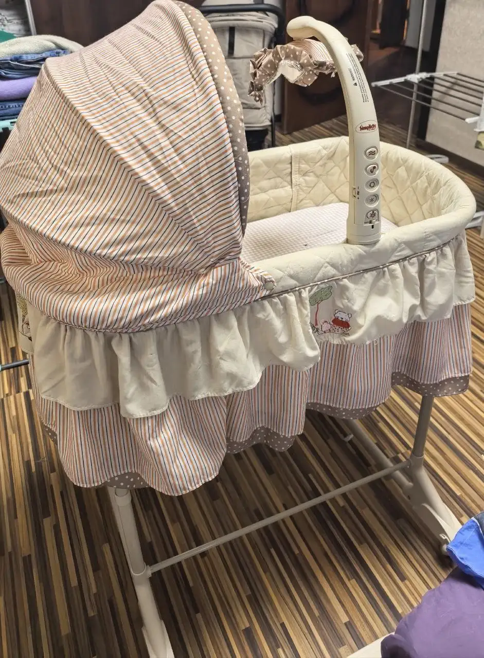 Новая электронная колыбель с матрасиком - Колыбели и кроватки (Товары для детей) в Подольск