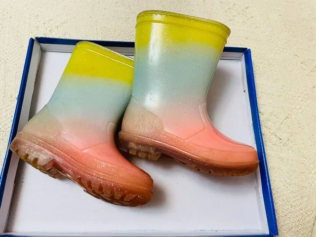 Резиновые сапожки PlayToday с утеплителем и подсветкой - частное объявление в Бутово