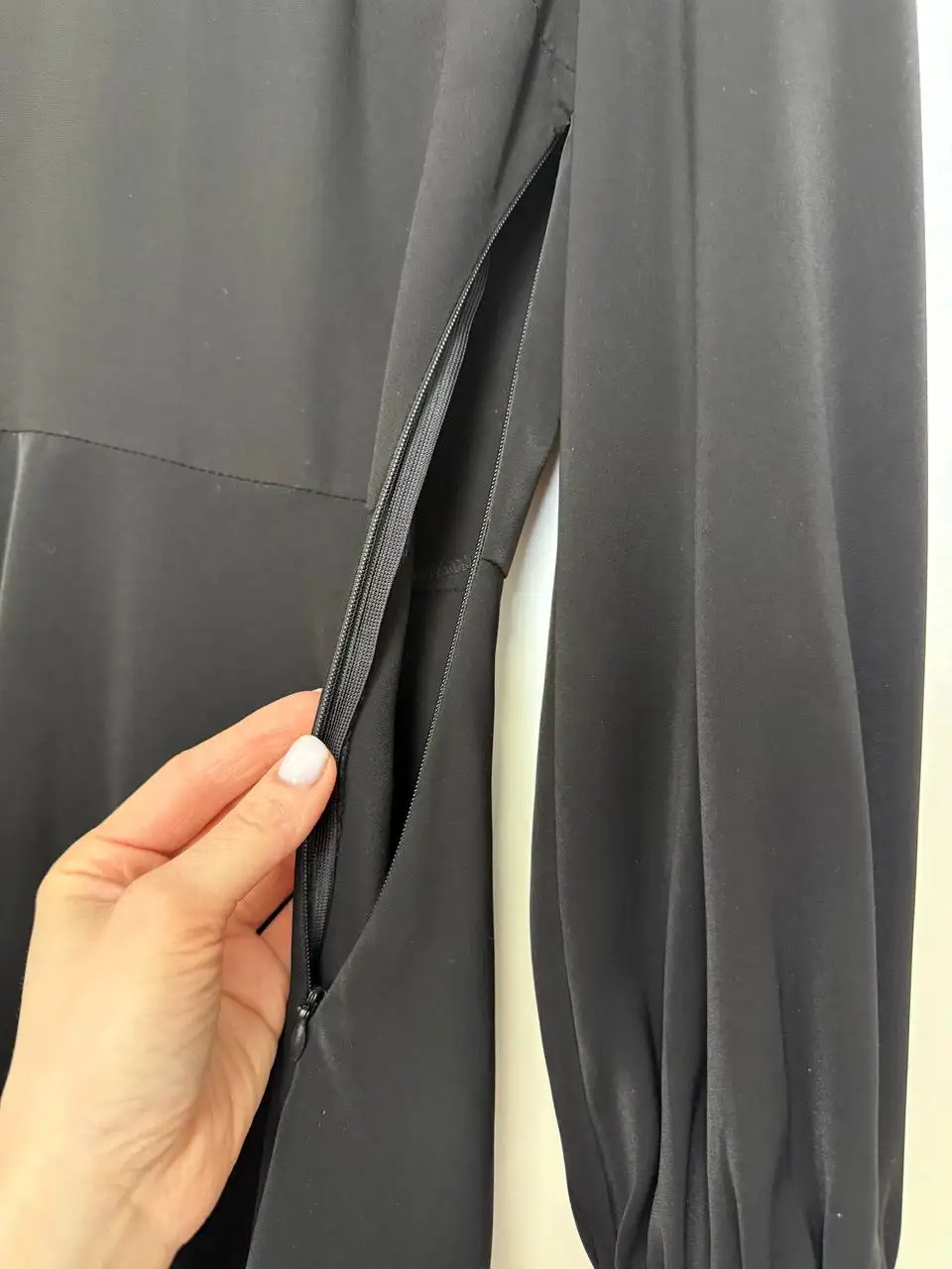 Продам платье на девушку размер 42 (S) - Женская одежда (Одежда) в Московский