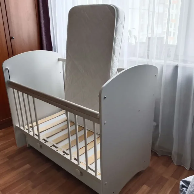 Кроватка на маятниках - частное объявление в Подольск