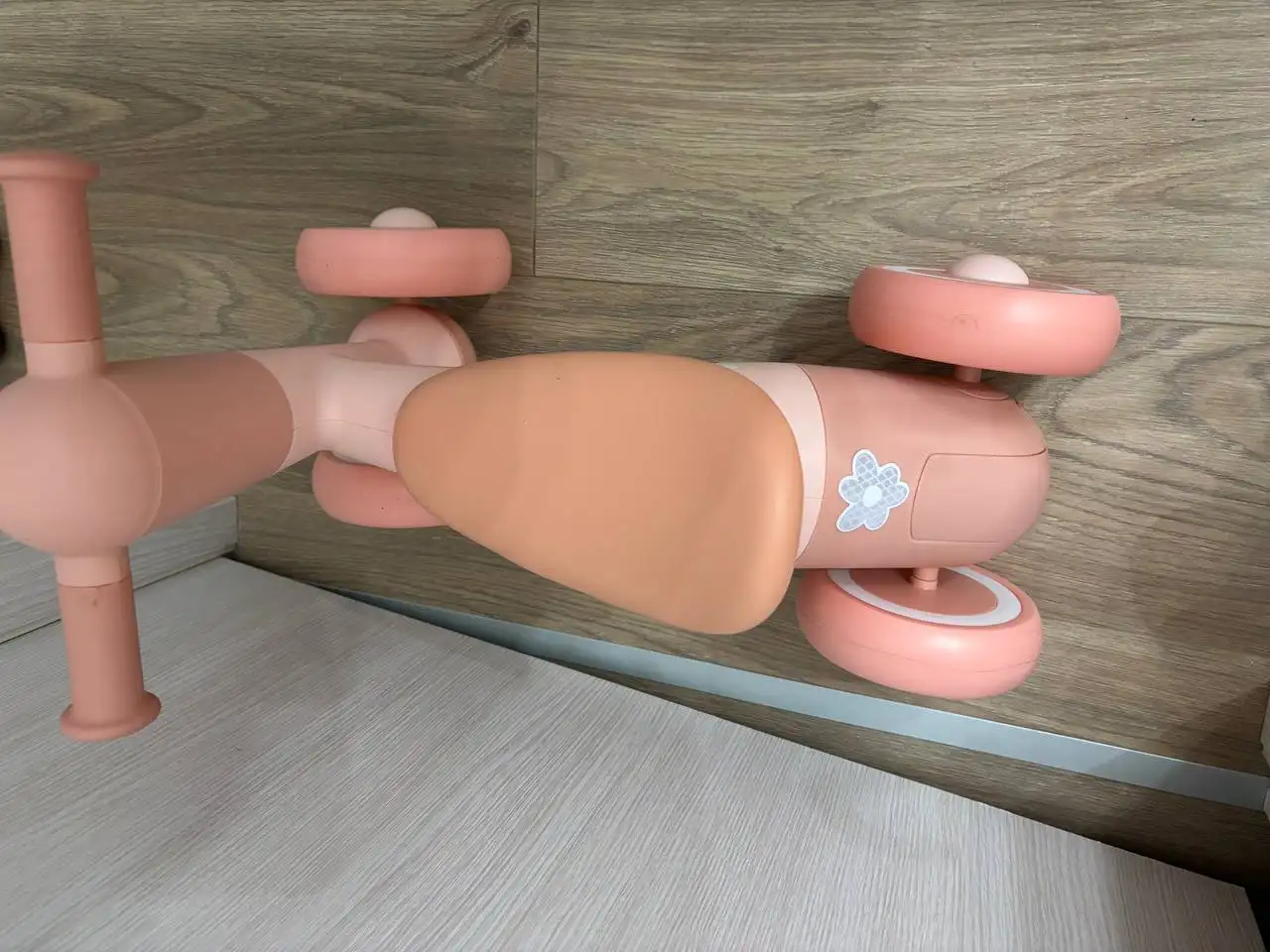 Беговел Junion в отличном состоянии - Беговелы (Товары для детей) в Бутово