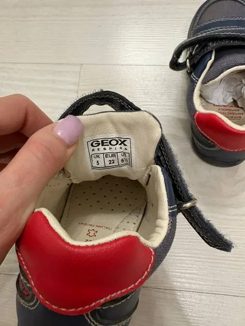 Полуботинки на Юбилейной 4/7 - Одежда в Неизвестно