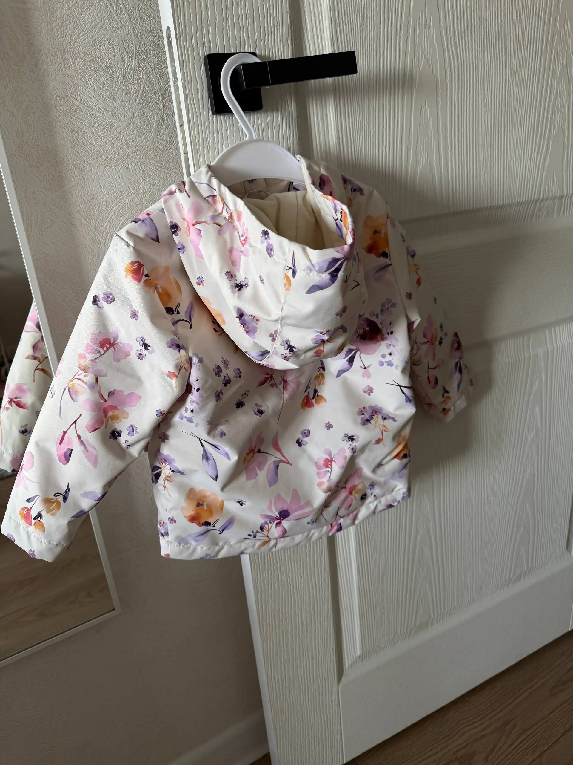 Демисезонная куртка для девочки с утеплителем - Детская одежда (Одежда) в Подольск