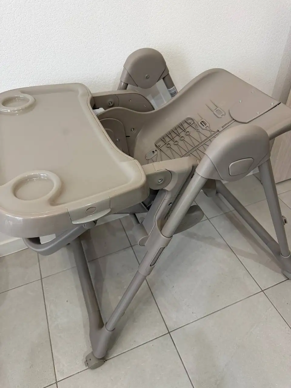 Продам стульчик для кормления Happy baby WILLIAM PRO - Стульчики для кормления (Товары для детей) в Дрожжино