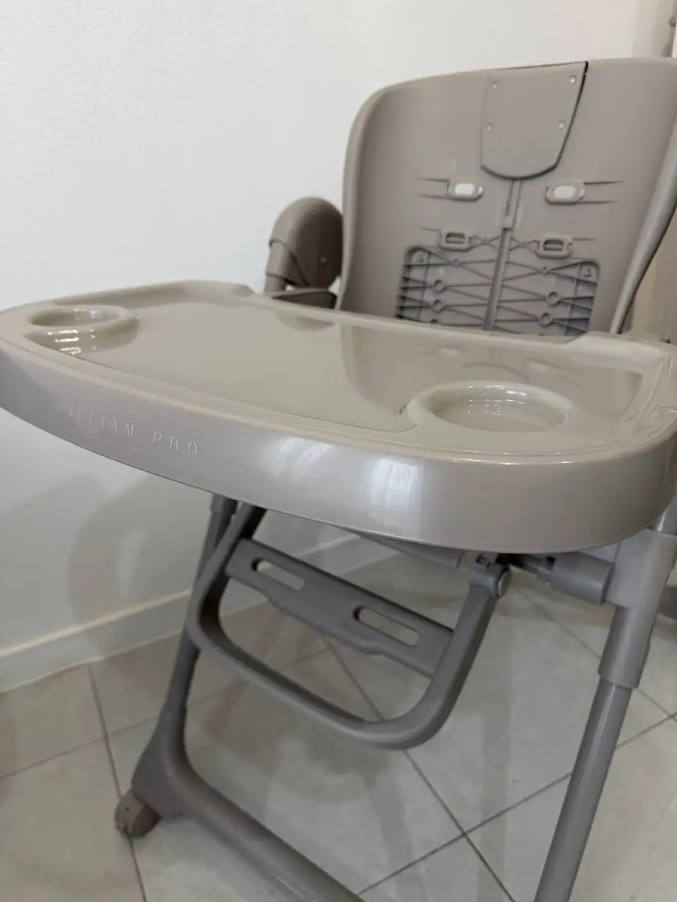 Продам стульчик для кормления Happy baby WILLIAM PRO - Стульчики для кормления (Товары для детей) в Дрожжино