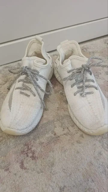 Кроссовки для девочки 35 размер - частное объявление в Московский