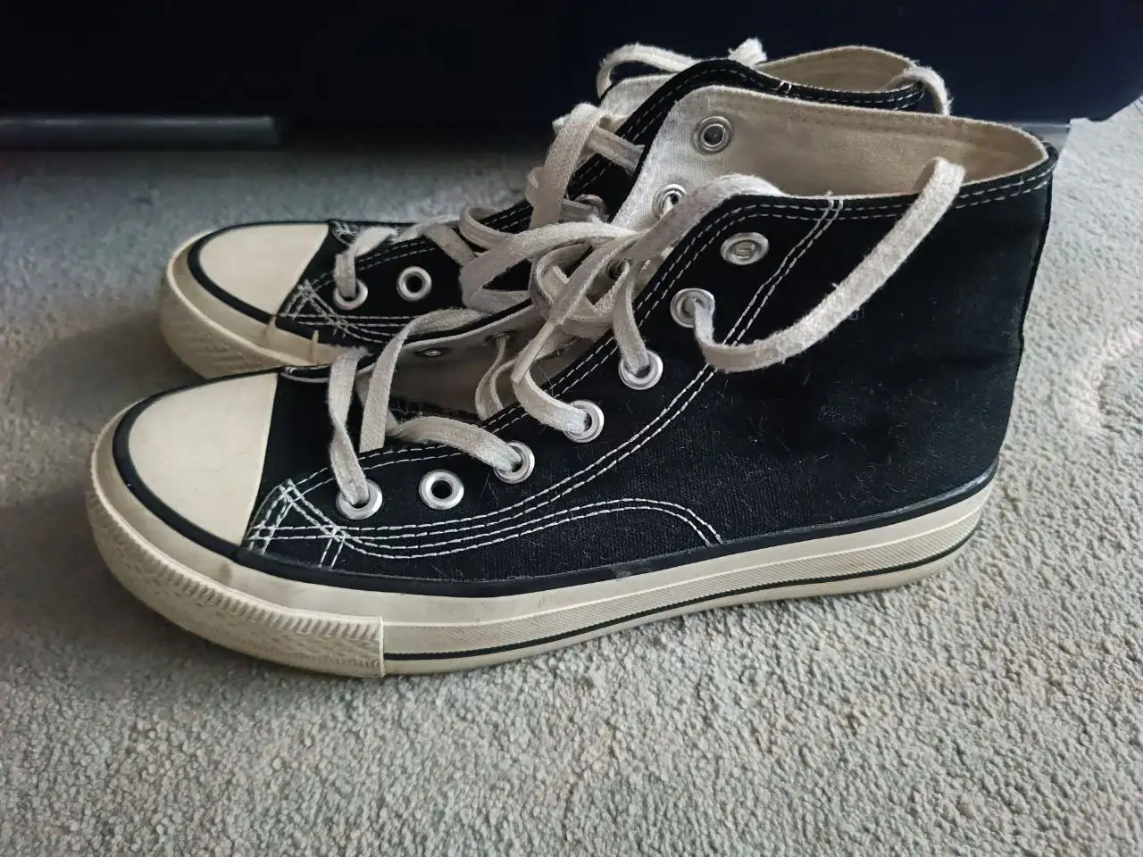 Кеды маркировки 39 в хорошем состоянии - Обувь (Одежда) в Москва