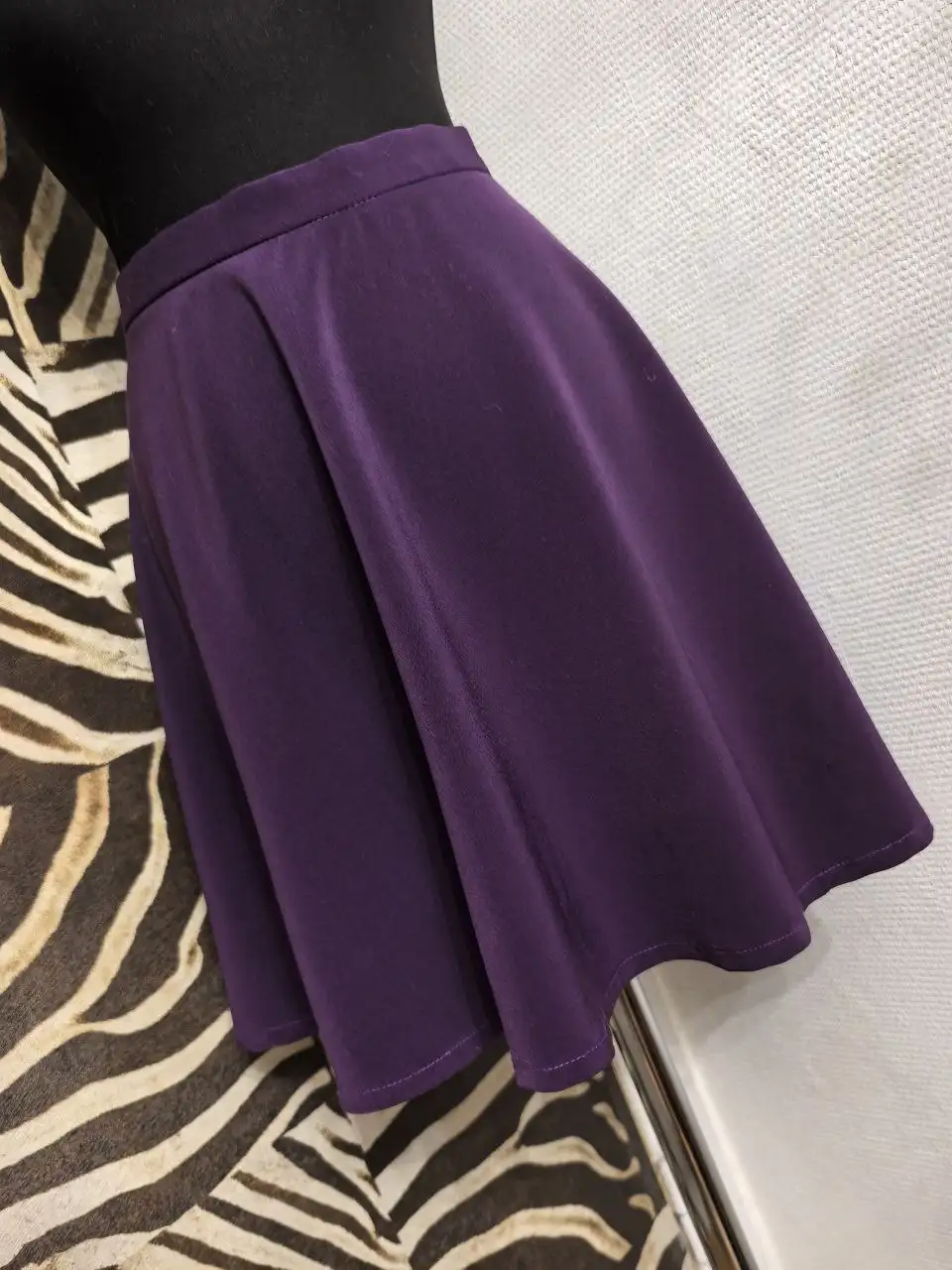 Юбка колокольчик 44 размера черничного цвета - Женская одежда (Одежда) в Сходненская