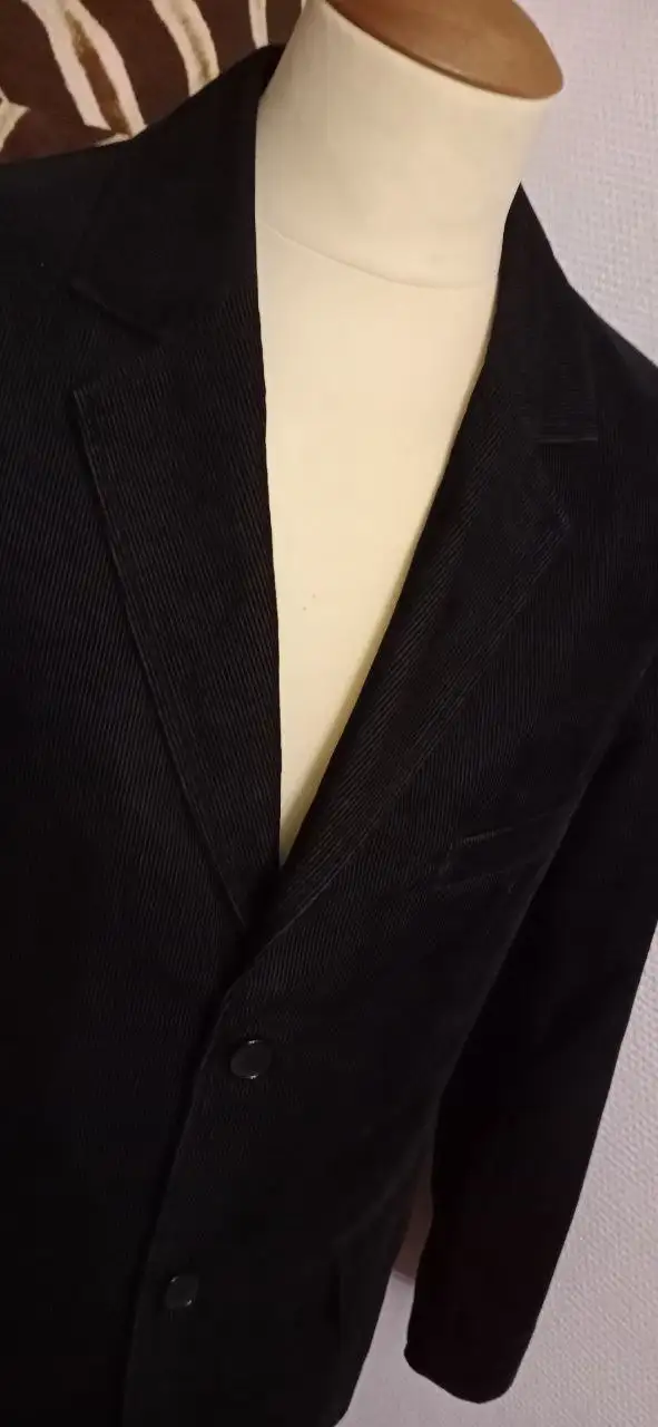 Вельветовый пиджак 48 размера - Пиджаки (Одежда) в Неизвестно