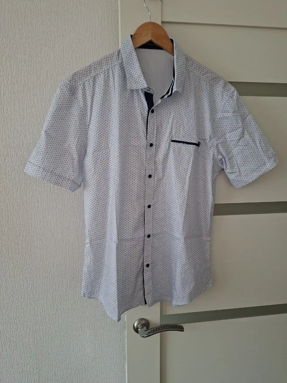 Мужские рубашки и джемперы размер 46 - Одежда в Подольск