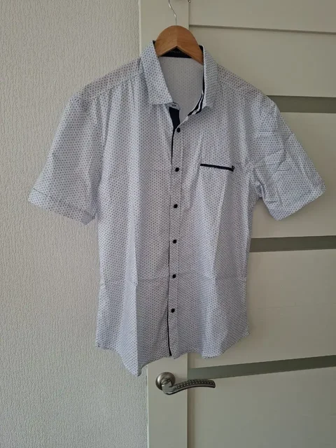 Мужские рубашки и джемперы размер 46 - частное объявление в Подольск