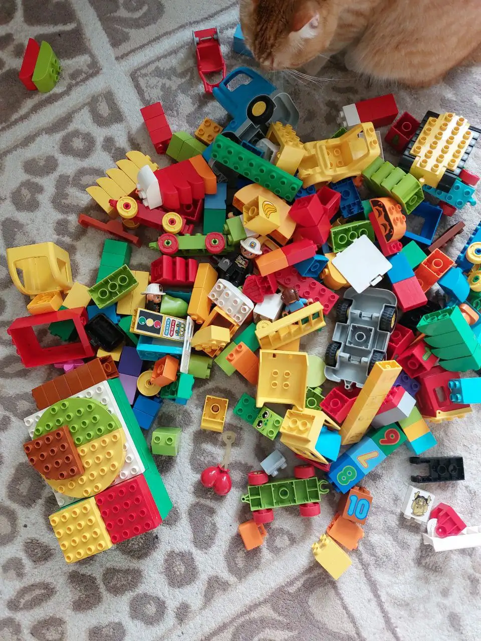 Продажа пакета лего дупло россыпью - Конструкторы (Товары для детей) в Одинцово