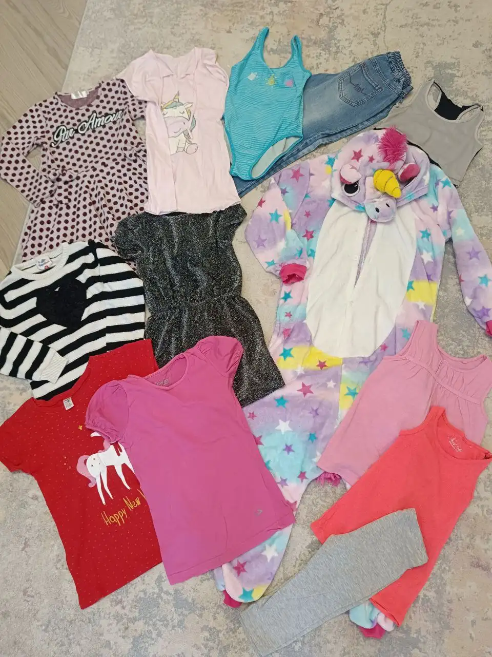Пакет вещей для девочки на 122-128 - Детская одежда (Одежда) в Москва