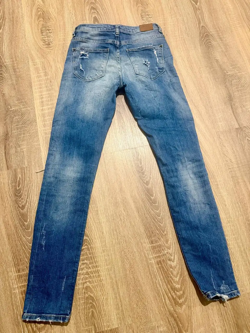 Джинсы Bershka в отличном состоянии - Джинсы (Одежда) в Подольск