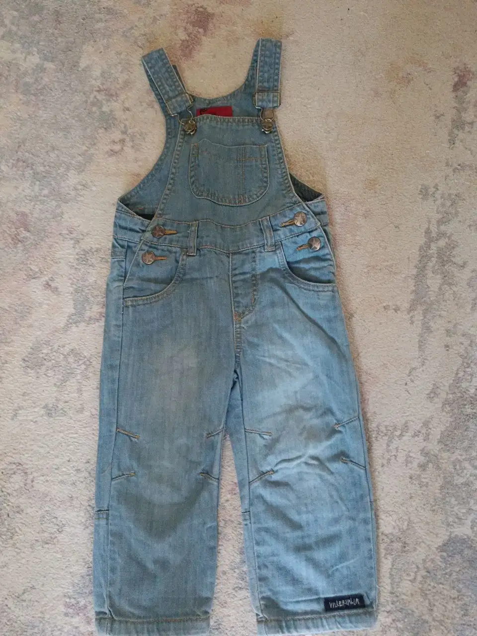 Джинсовый комбинезон и брюки для мальчика - Одежда (Товары для детей) в Московский