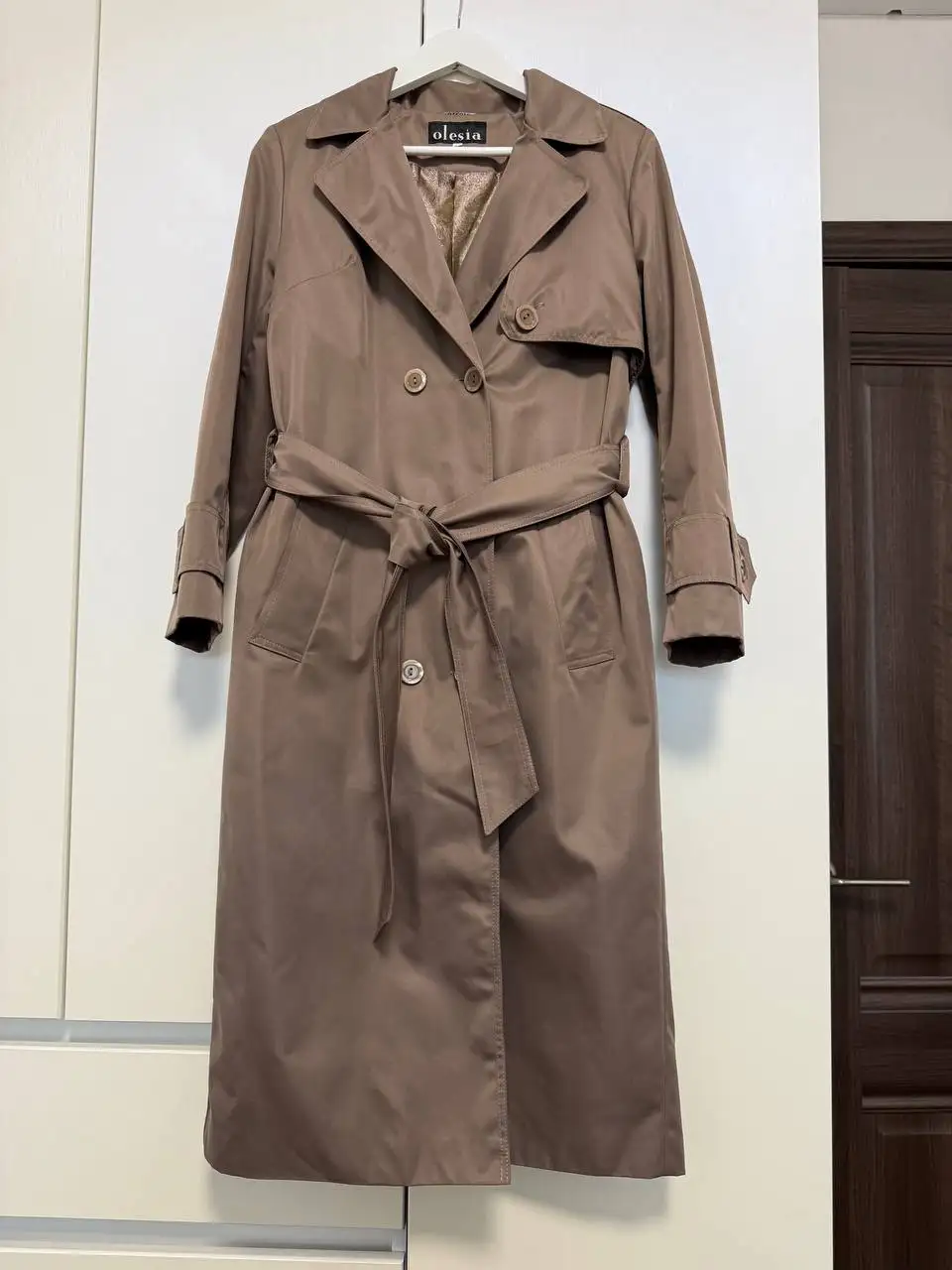 Женский плащ/тренч размер 44 - Верхняя одежда (Одежда) в Московский