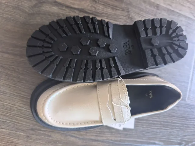 Продажа детской обуви 32-33 размер - Коляски в Подольск