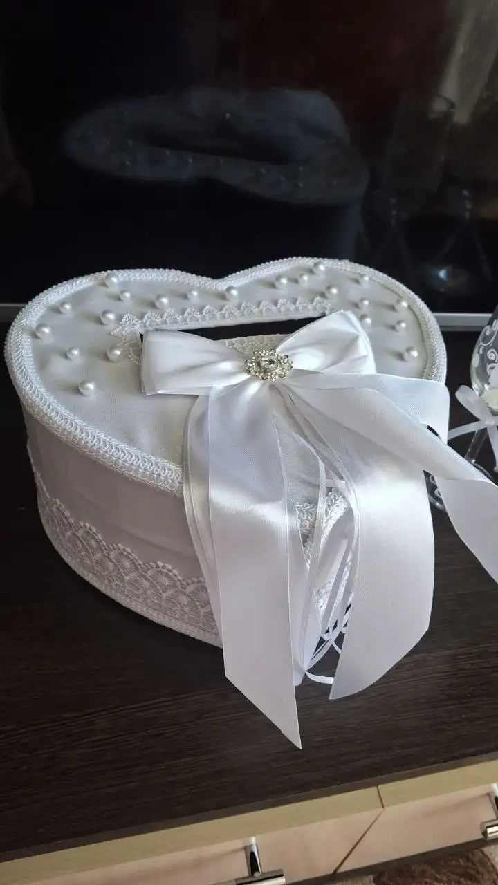 Свадебные бокалы и корзина для денег - Свадебные товары (Барахолка) в Бутово