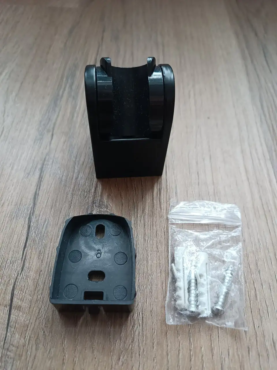 Держатель душевой лейки настенный черный - Сантехника (Для дома и дачи) в Подольск