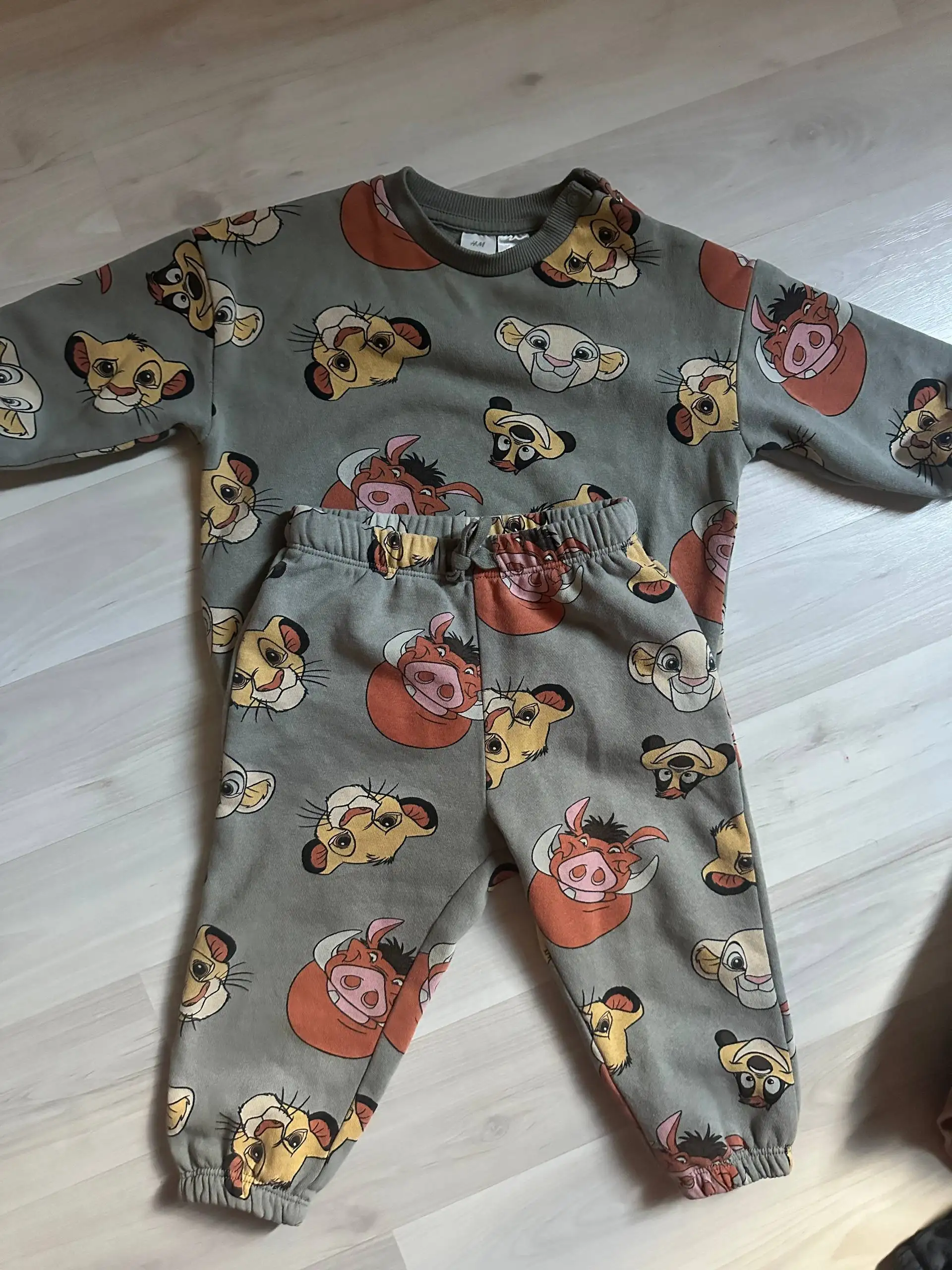 Новые костюмы HM размер 80 - Детская одежда (Одежда) в Бутово