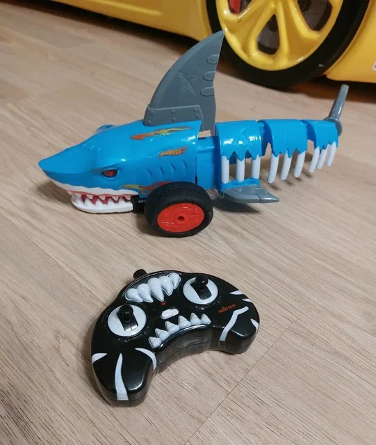 Хотвилс Акула на пульте - частное объявление в Одинцово