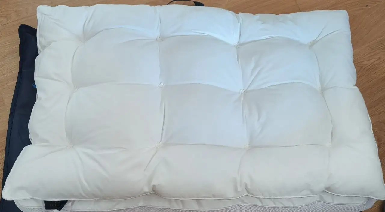 Продажа подушек La Perla и микрогель+шёлк - Текстиль для дома (Для дома и дачи) в Коммунарка