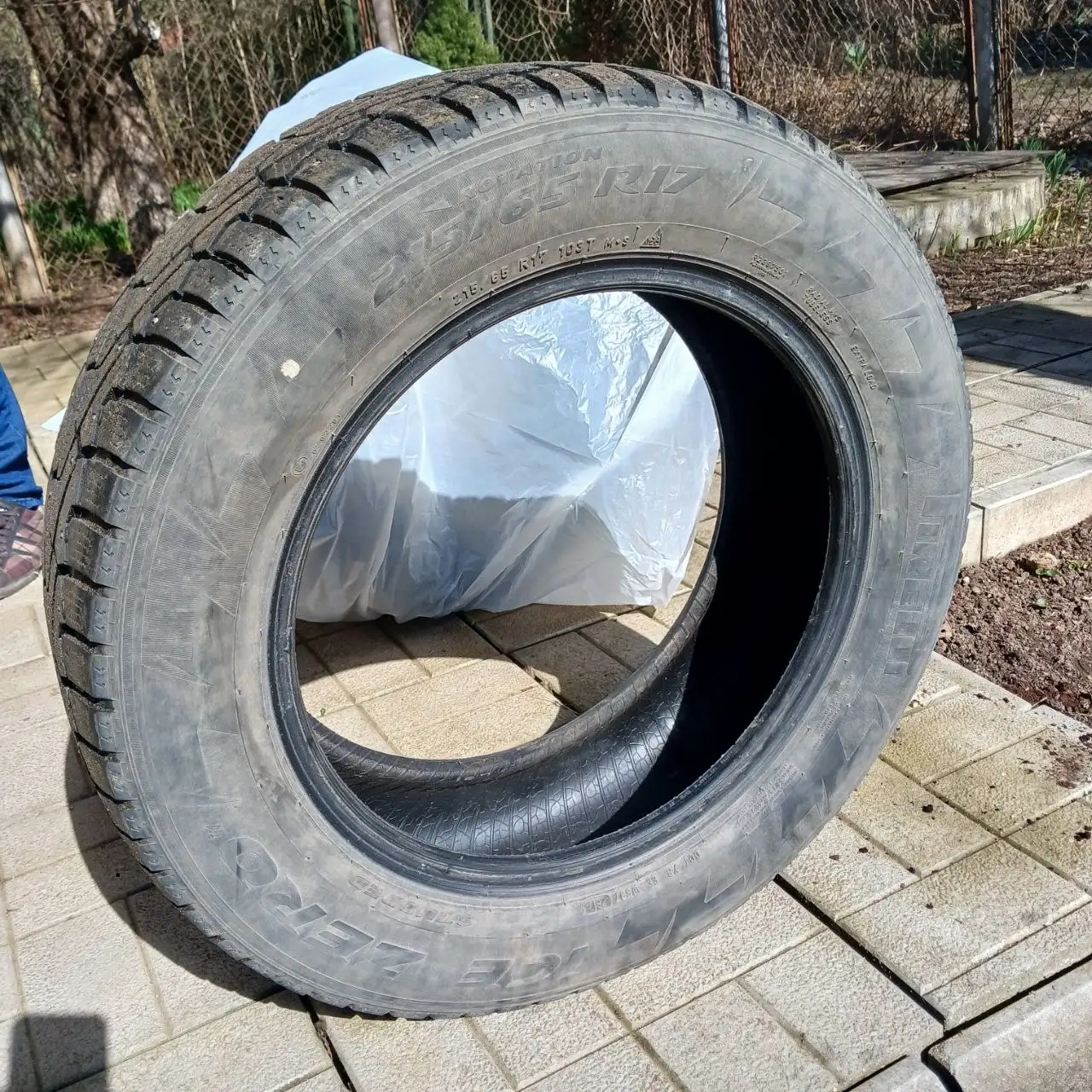 Отдам 4 штуки - Барахолка в Неизвестно