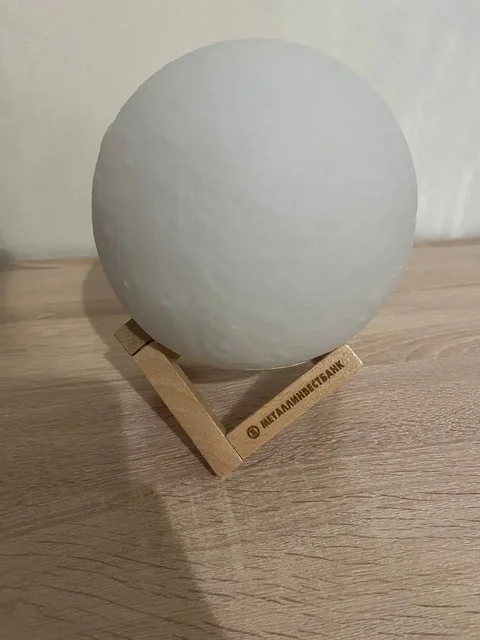 Колонка-светильник в виде луны с Bluetooth - Электроника в Бутово