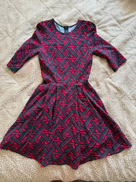 Платья Isabel Garcia, размер S - Красота и здоровье в Подольск