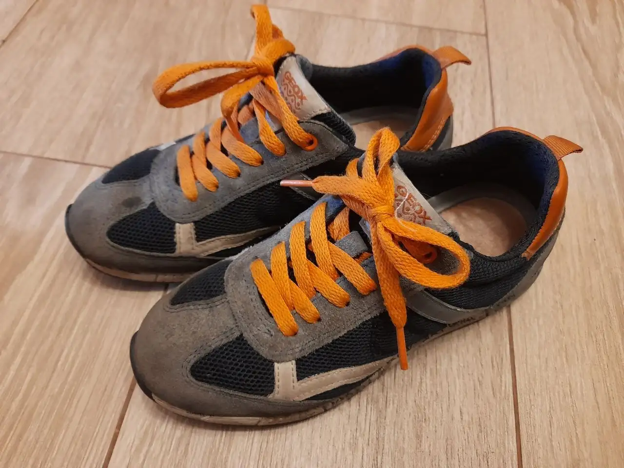 Демесезонные кроссовки 34 размер - Обувь (Одежда) в Бутово