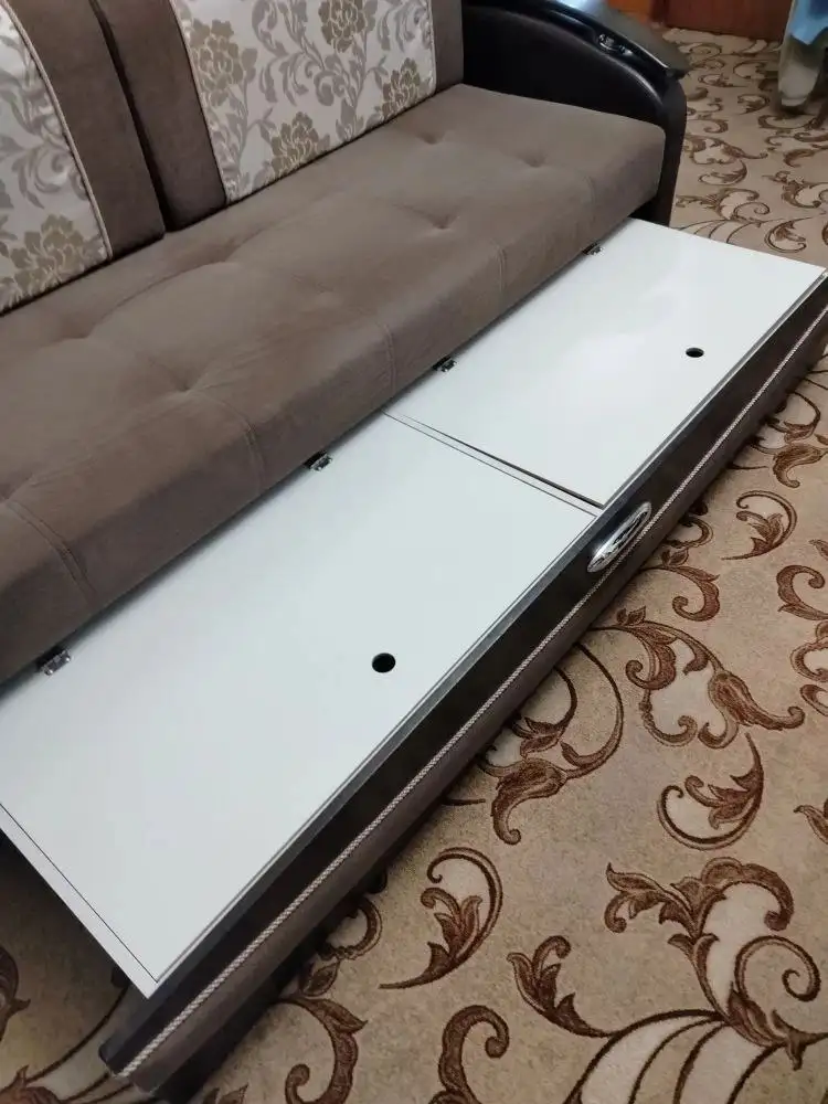 Продаётся диван в жрогем состоянии - Мебель (Для дома и дачи) в Подольск