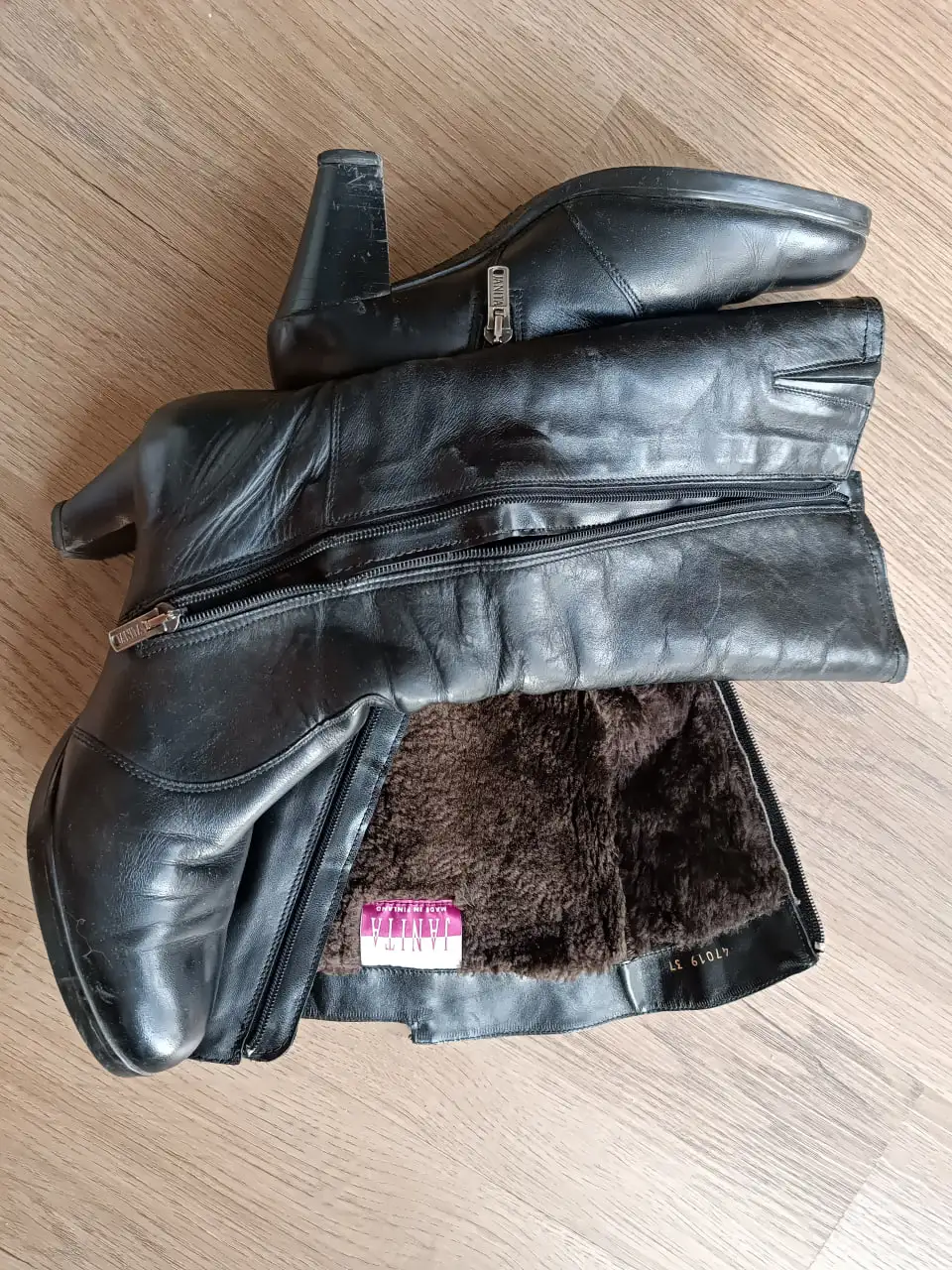 Зимние сапоги Janita, натуральная кожа и мех, размер 37 - Обувь (Одежда) в Бутово