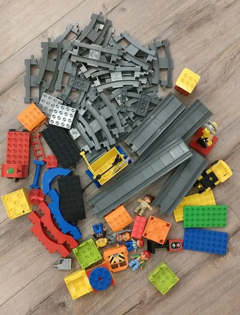 Продажа больших наборов Лего с поездами и фигурками - частное объявление в Коммунарка