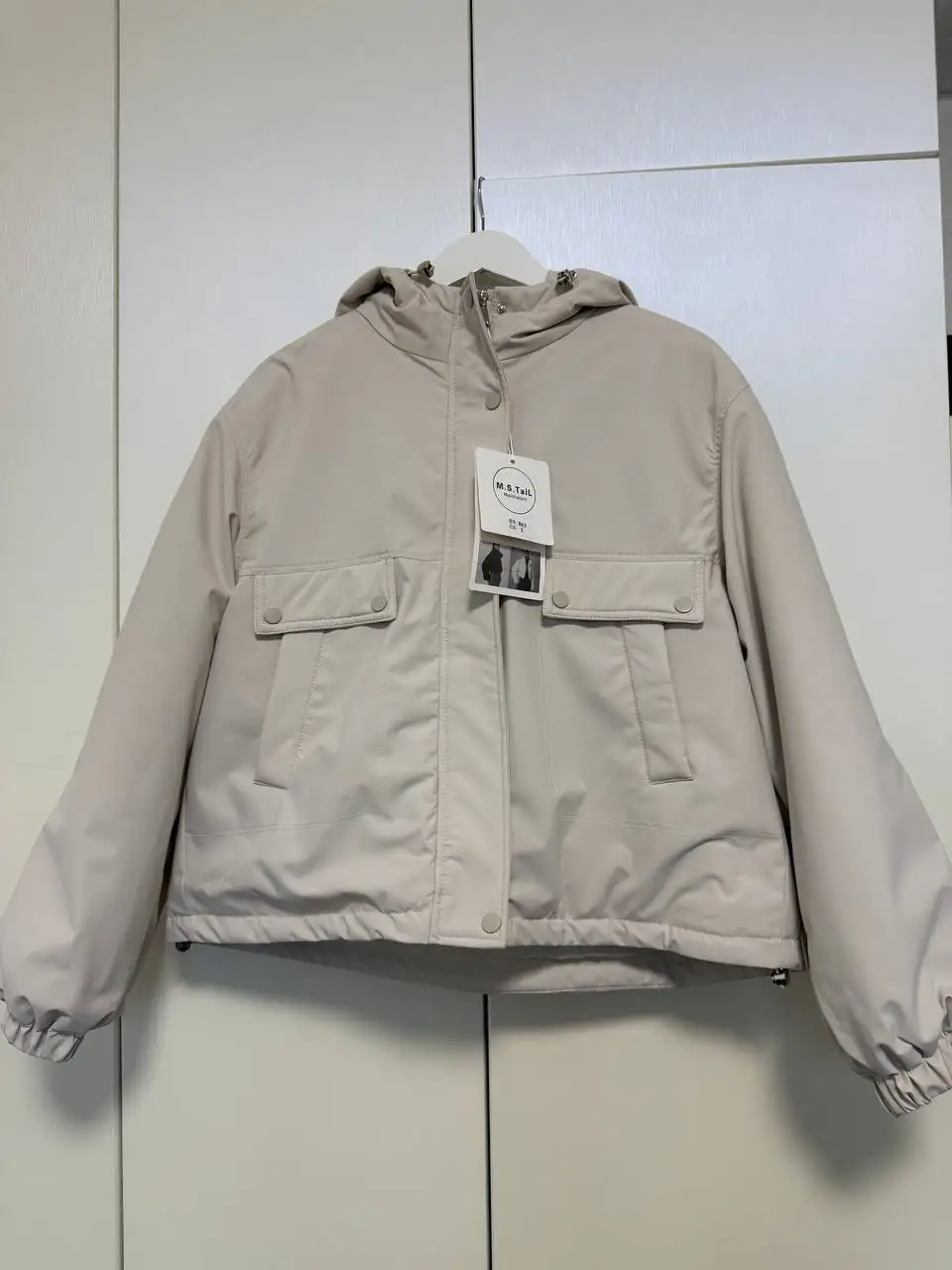 Продам женскую ветровку/куртку с утеплением - Верхняя одежда (Одежда) в Неизвестно