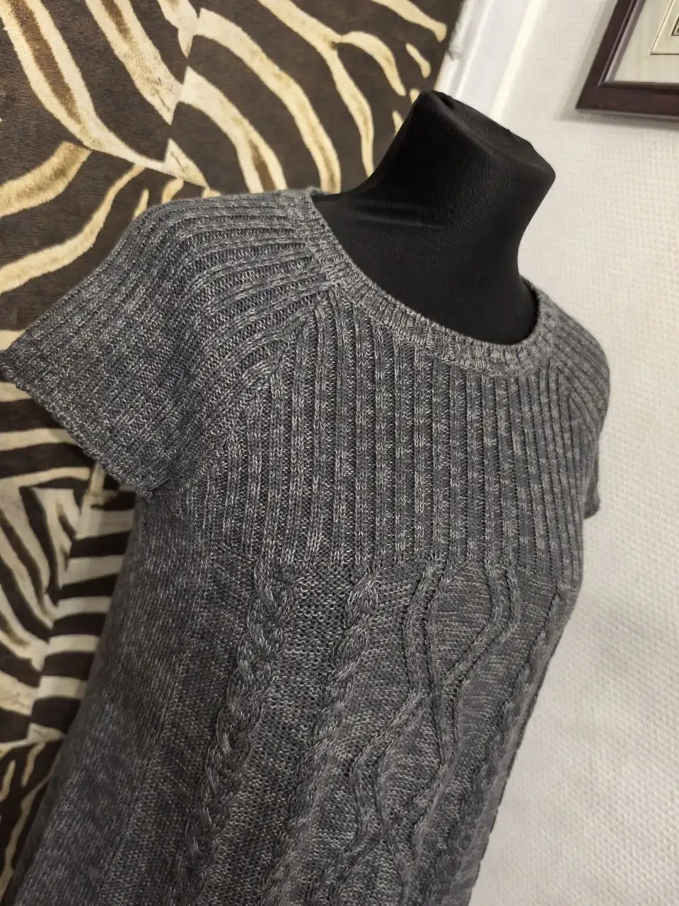 Джемпер безрукавка 46-48 свободного кроя - Одежда в Неизвестно