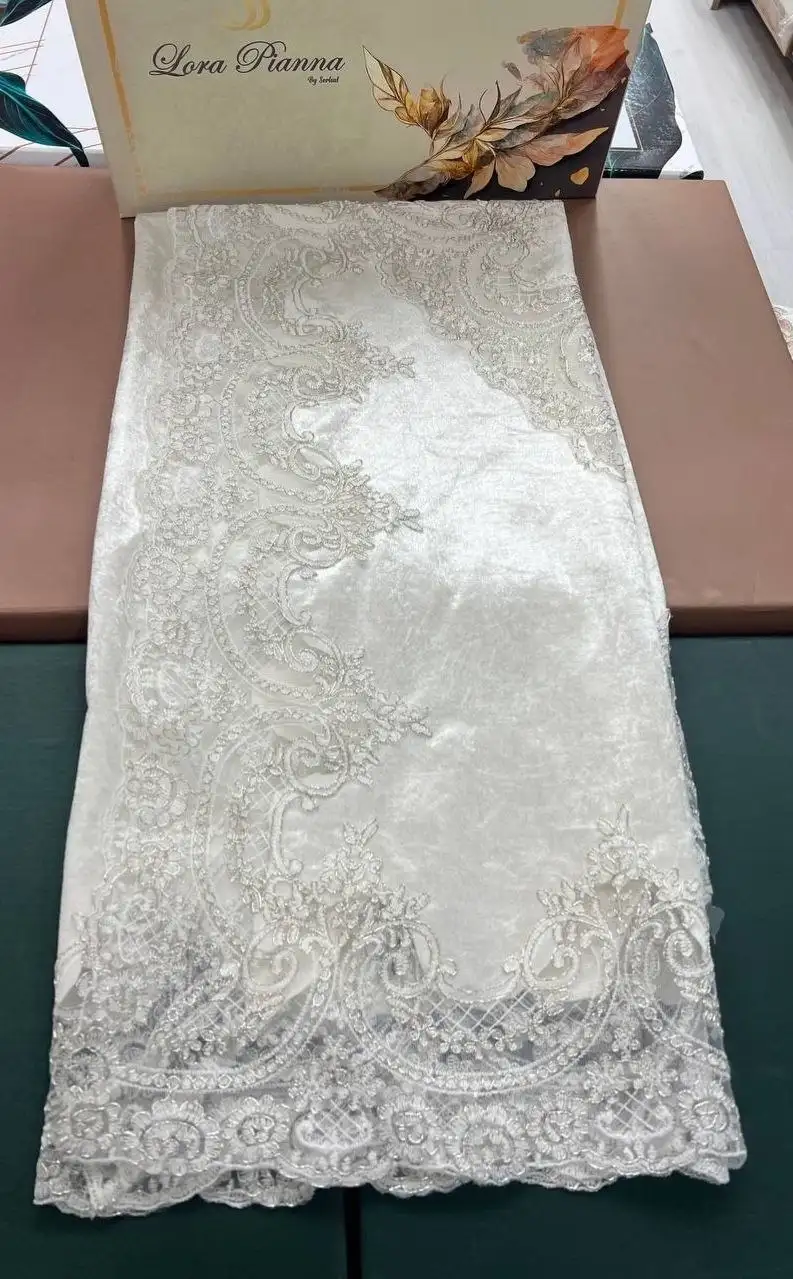 Новый комплект постельного белья, набор полотенец и скатерть из Турции - Постельное белье и текстиль (Для дома и дачи) в Коммунарка