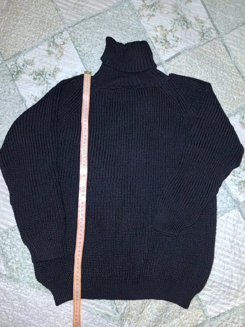 Два новых свитера one size - Одежда в Москва