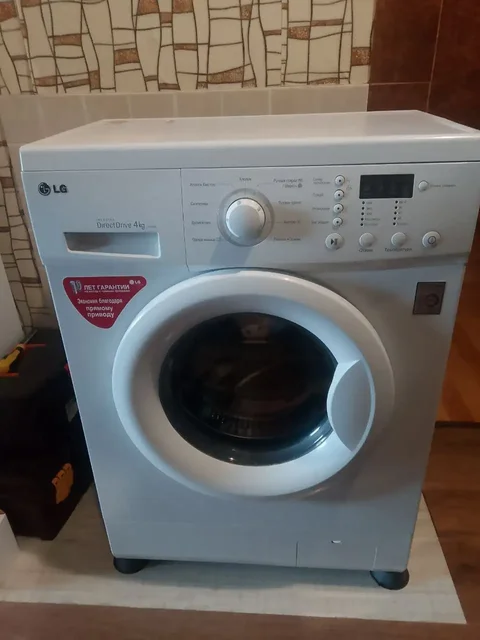 Продается стиральная машина LG 4кг с гарантией - Смесители в Москва