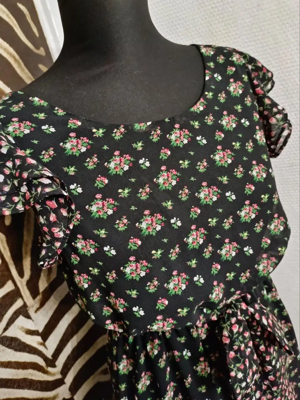 Платье шифон 44 размера - Женская одежда (Одежда) в Сходненская