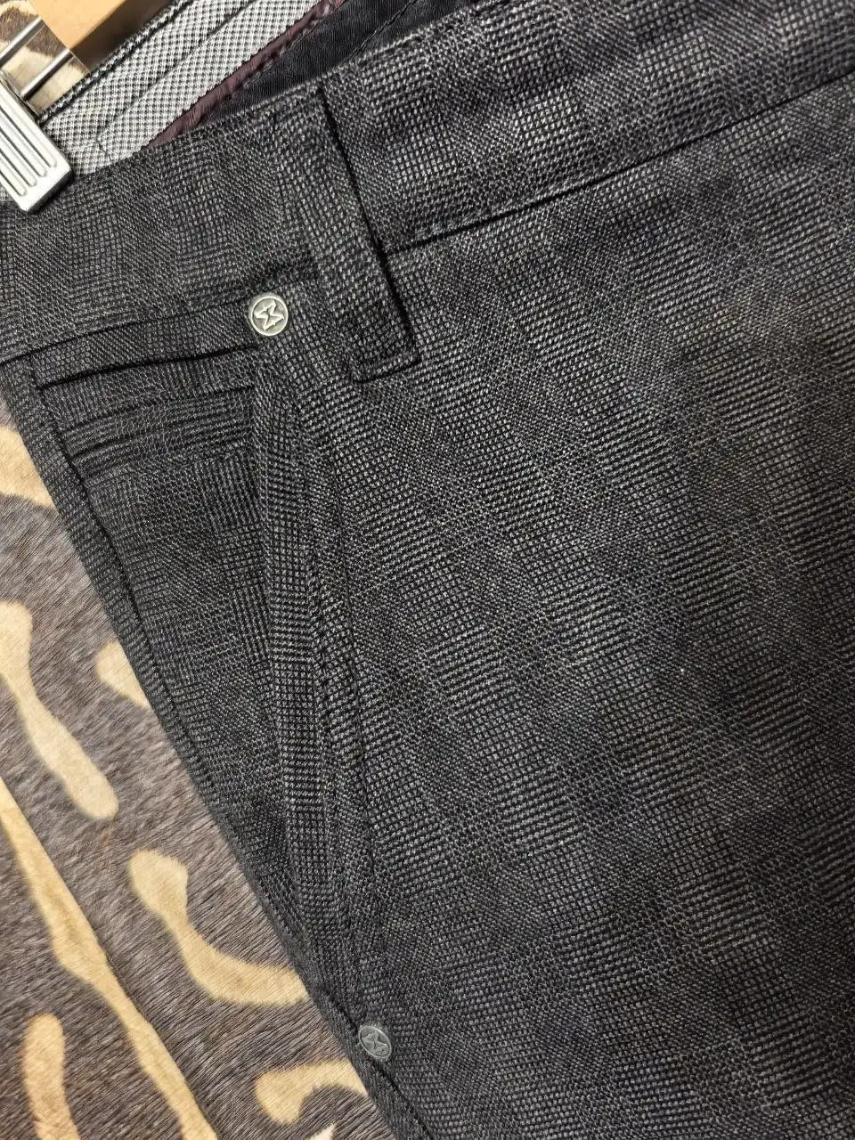 Брюки 50 размера в отличном состоянии - Одежда в Сходненская