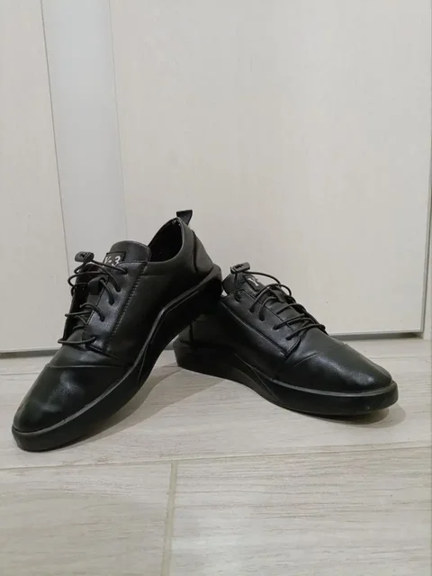 Продажа обуви: полуботинки и кроссовки - частное объявление в Подольск