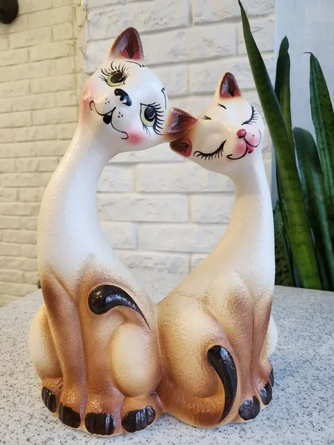 Статуэтка с двумя кошечками из керамики - Барахолка в Подольск