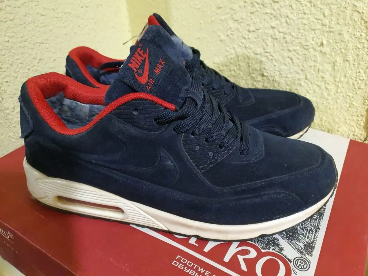 Утепленные кроссовки Nike Max оригинал 26.5-27 размер 43 - Обувь (Одежда) в Подольск