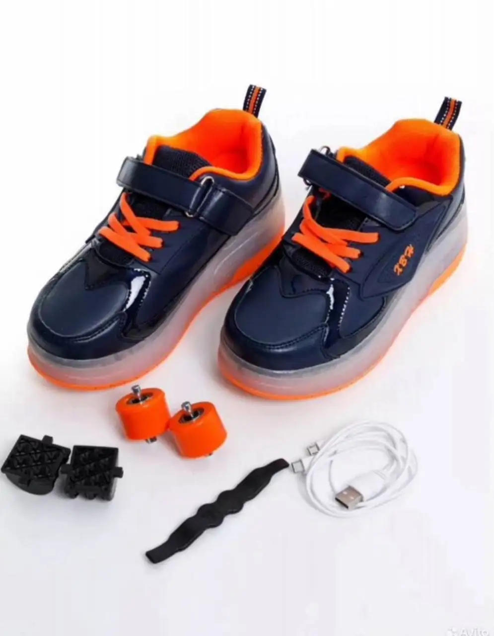 Продам новые кроссовки-ролики детские - Обувь (Товары для детей) в Москва