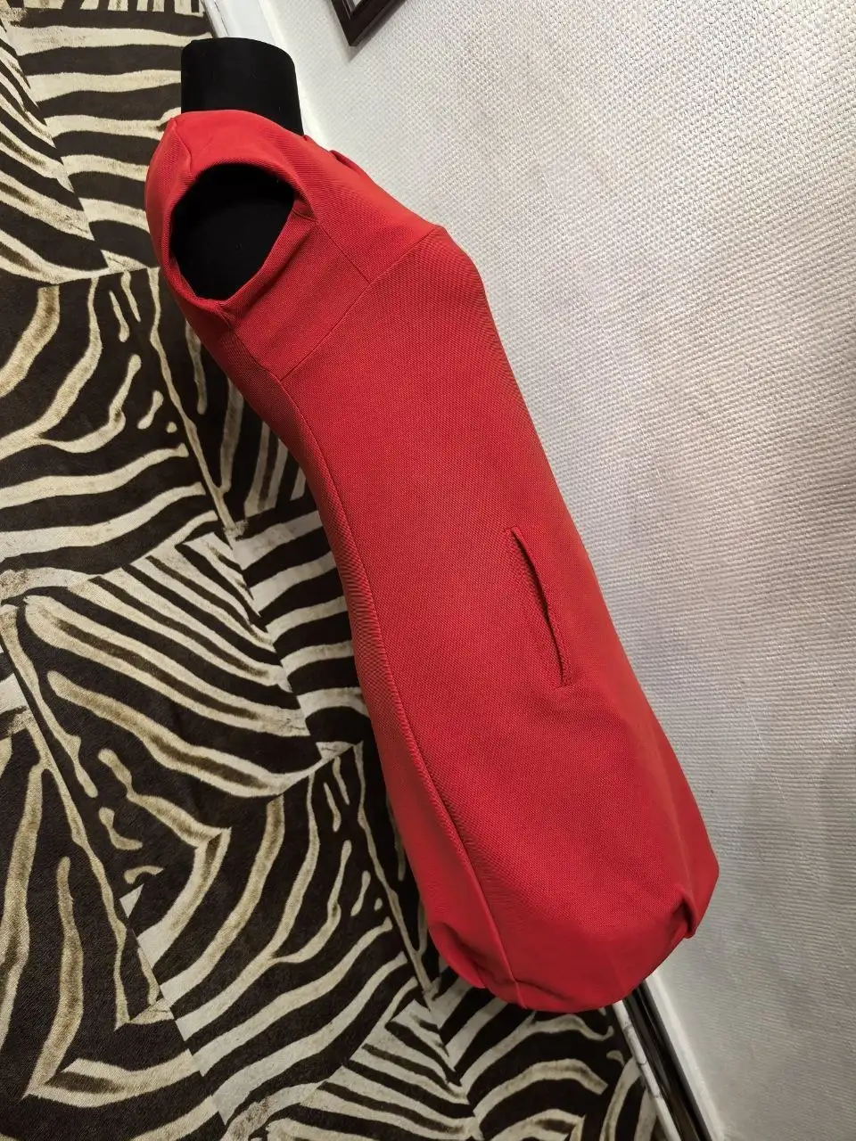 Платье 42-44 отличное состояние - Платья (Одежда) в Москва