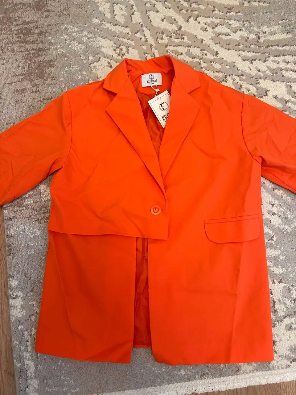 Продажа платья и куртки - Одежда в Москва