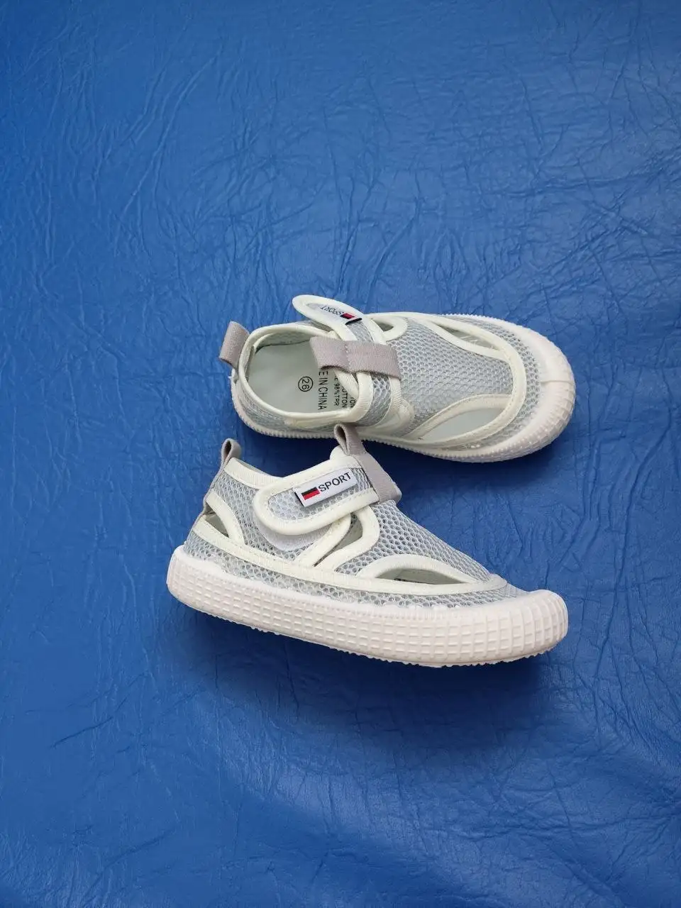 Новые кроссовки для садика - Детская обувь (Одежда) в Москва