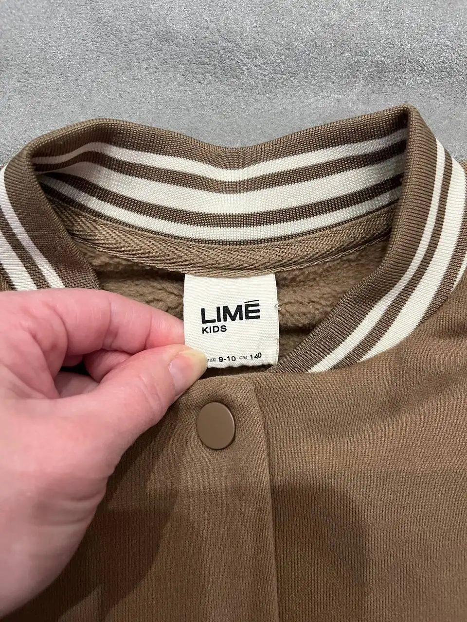 Новый бомбер Лайм - Верхняя одежда (Одежда) в Москва