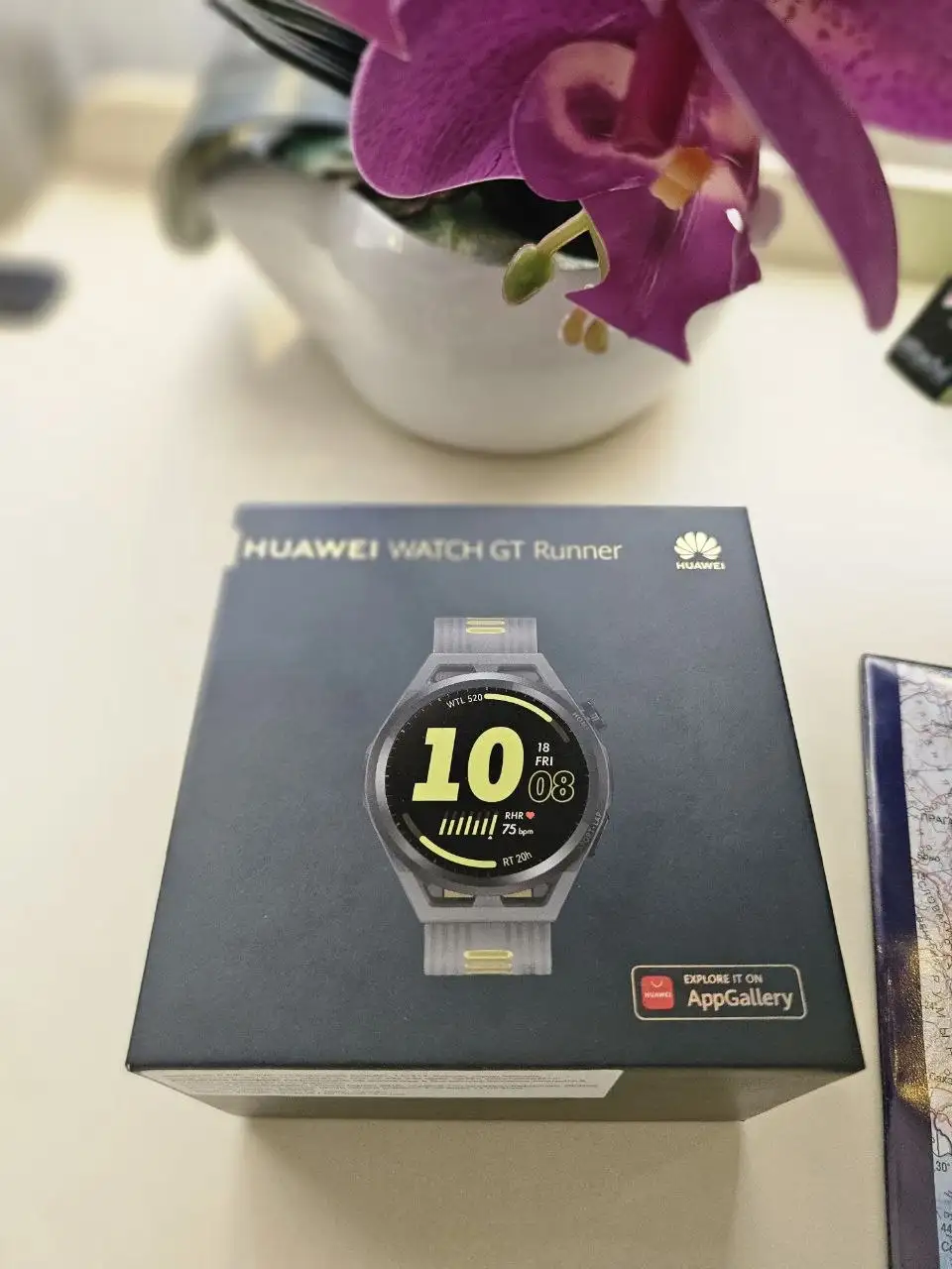 Продам часы Huawei GT Runner BT-19 новые - Умные часы (Электроника) в Москва