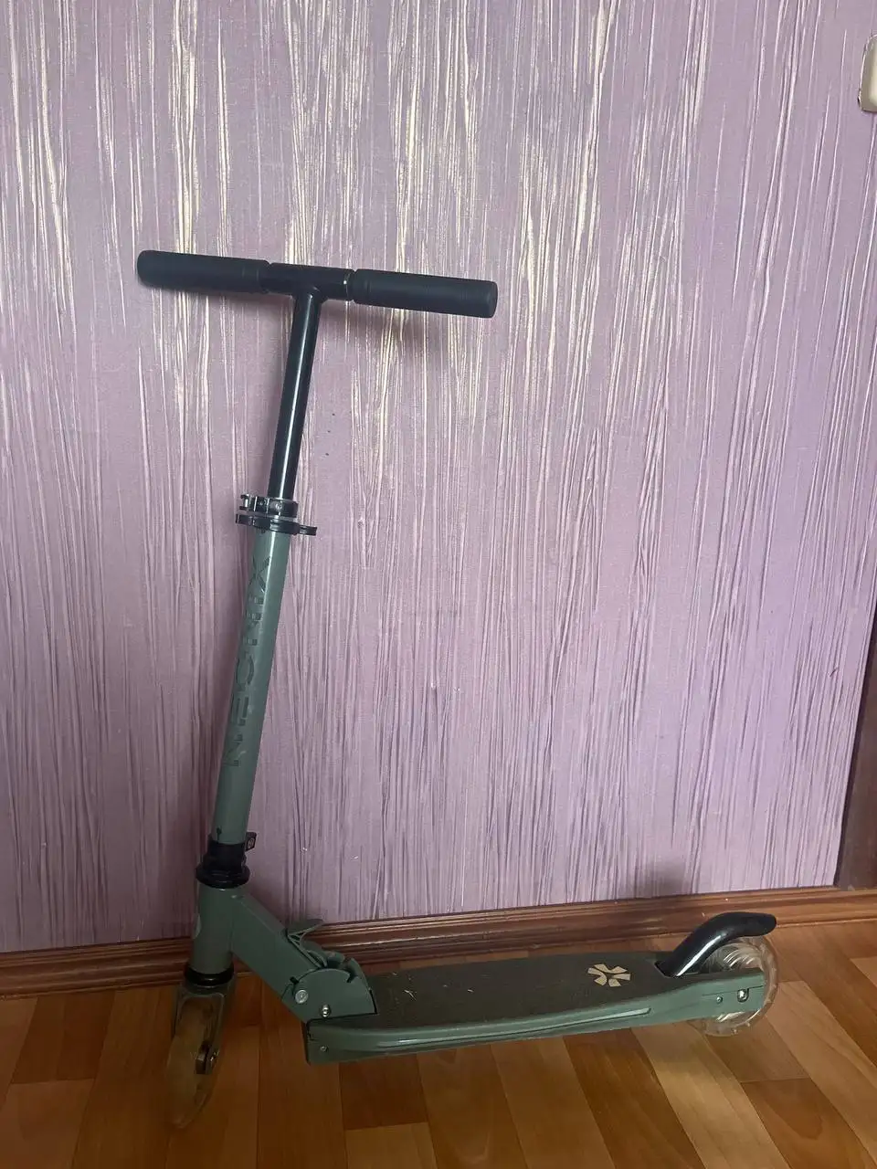 Продам самокат Happy Baby Neonix - Самокаты (Товары для детей) в Москва